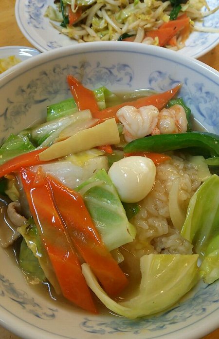 【餃子の満洲】餃子の王将より安い！3割美味いの意味は