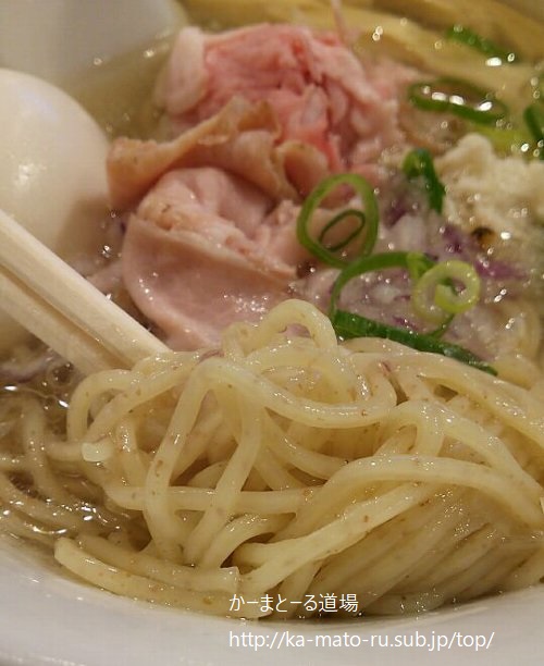 【新宿】鳳仙花の鯛ラーメンがいきなり名店の仲間入り 西武新宿駅すぐ!