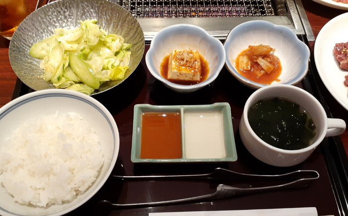 【燦々亭】お得なランチメニュー池袋南口ビックリガード店【叙々苑】