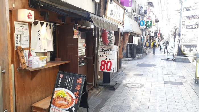 【中野駅周辺】玉 バラそば屋 中野店【美味しいラーメン屋青葉近く】