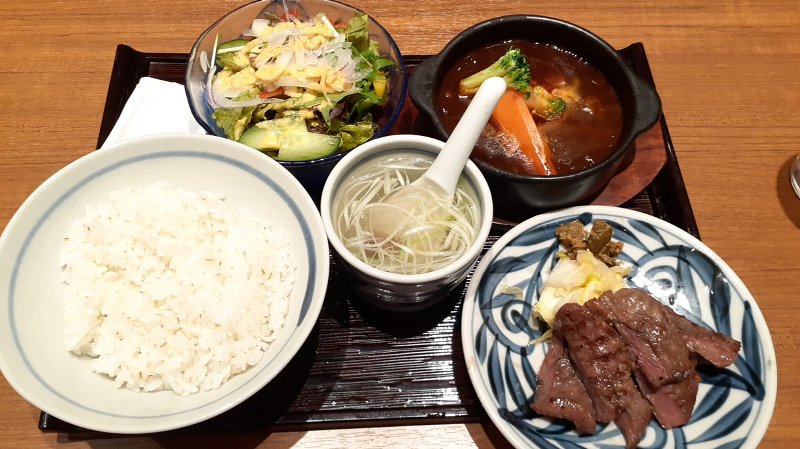 【牛タン】仙台牛たん 青葉 中野マルイ店【ハラミ弁当】