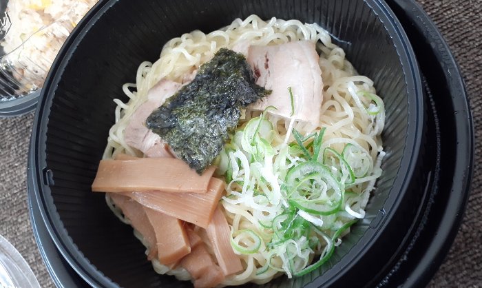 日高屋のテイクアウトメニューが増えたので挑戦してみた【ラーメン】