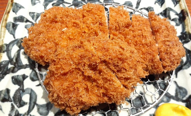 鎌倉は「しらす丼」ではなく「とんかつ」だった【鎌倉かつ亭 あら珠 総本店】