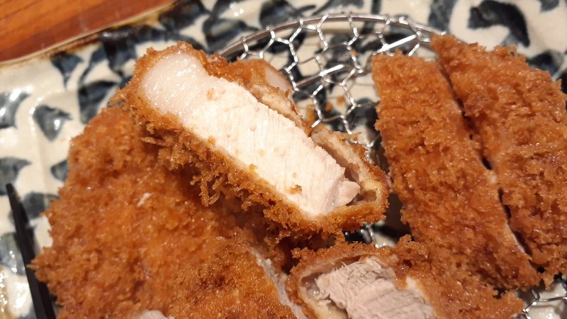 鎌倉は「しらす丼」ではなく「とんかつ」だった【鎌倉かつ亭 あら珠 総本店】