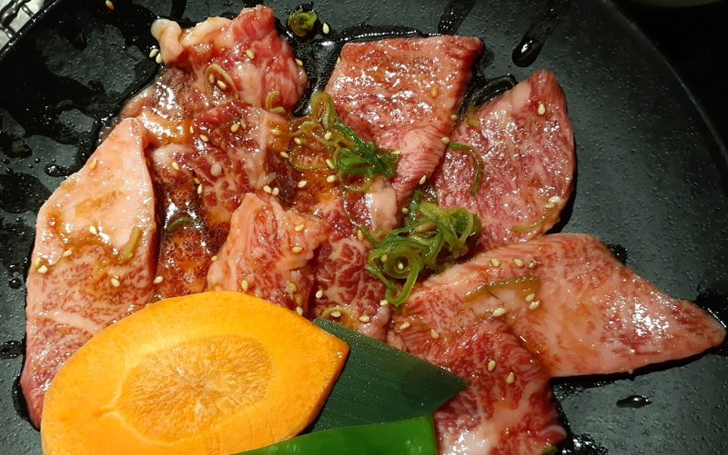 【安楽亭】ビル全体が焼肉屋！半個室状態【赤羽東口店】