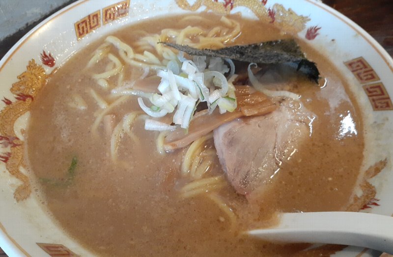 【阿佐ヶ谷】北海道ラーメン 味丸 モチモチたまご麺