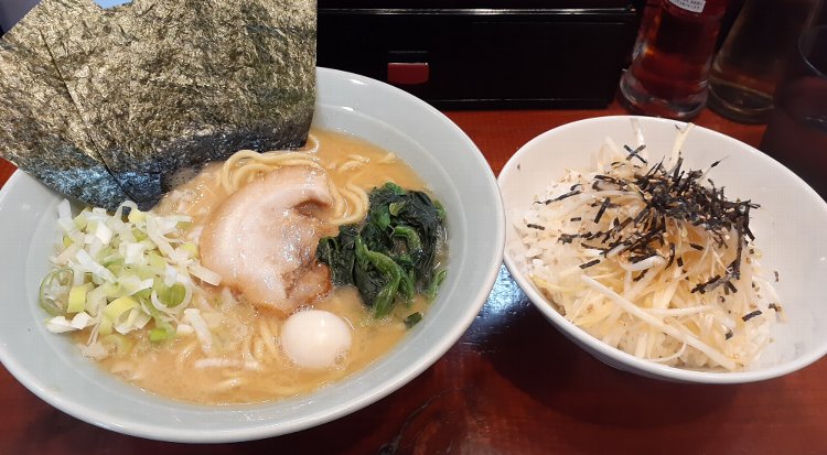 【西早稲田】横浜家系ラーメン 圭壱家 美味しい