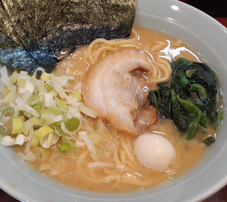 【西早稲田】横浜家系ラーメン 圭壱家 美味しい