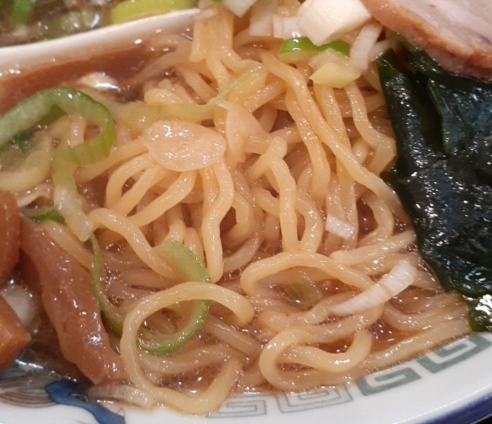 【みそ熊】北海道らーめん 誰も注文しない旭川醤油ラーメンを食べてみた【本店】北区王子駅