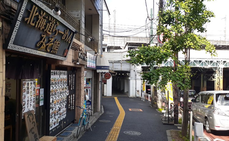 【みそ熊】北海道らーめん 誰も注文しない旭川醤油ラーメンを食べてみた【本店】北区王子駅